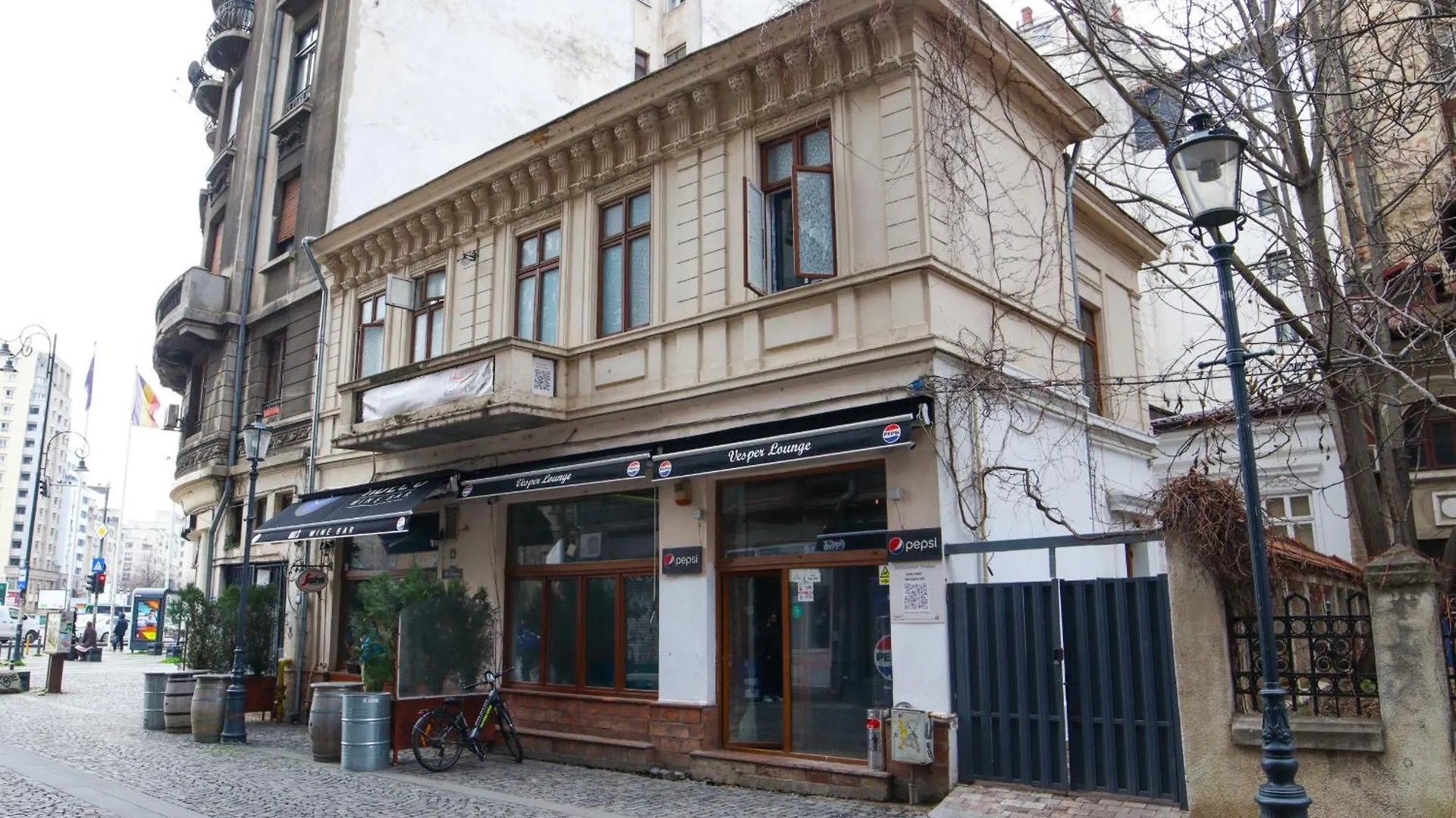 Apartment Continetal Studio With Two Bed Bucharest
